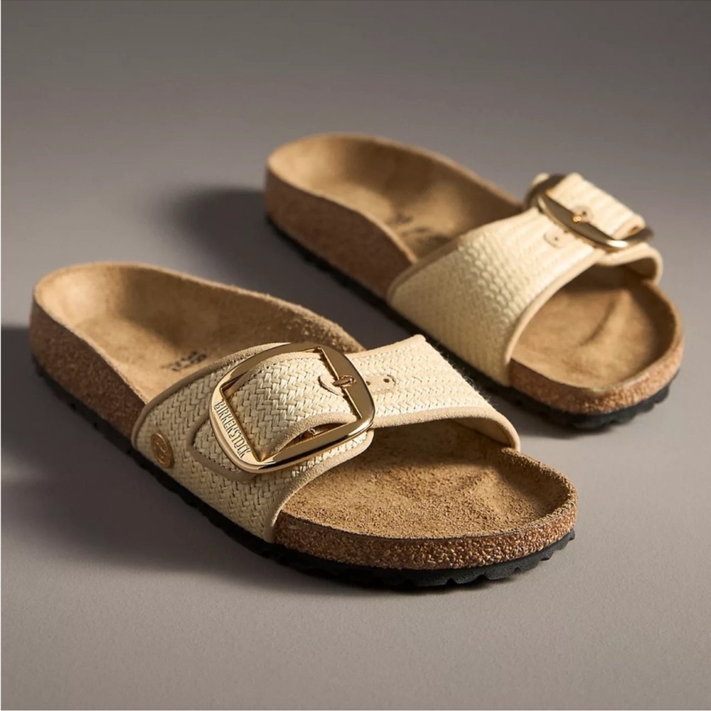 Birkenstock Cream Raffia Single-Strap Slide Sandals with Gold Buckle Detail.